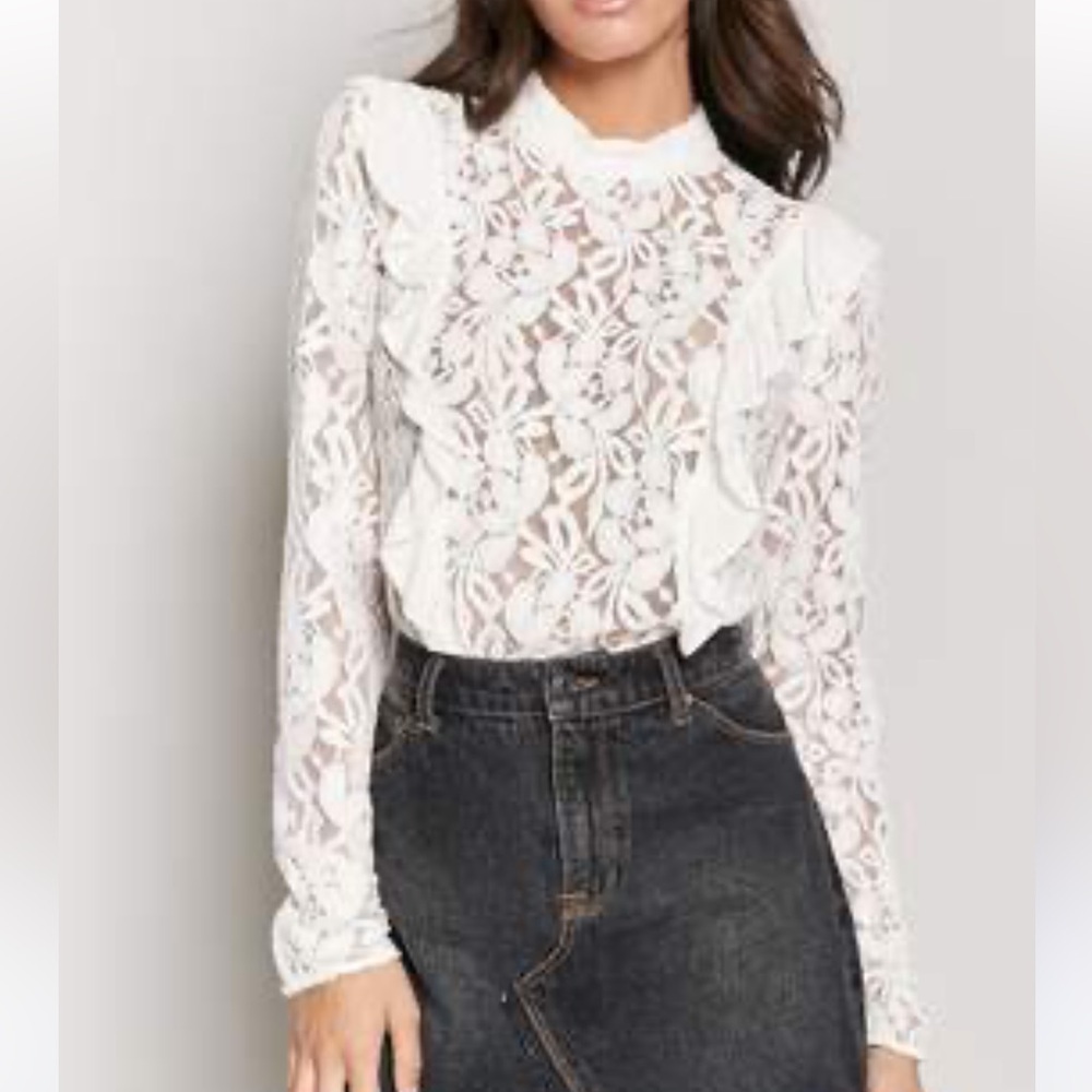 Forever 21 Floral Lace Ruffle Blouse Top. Size Small.